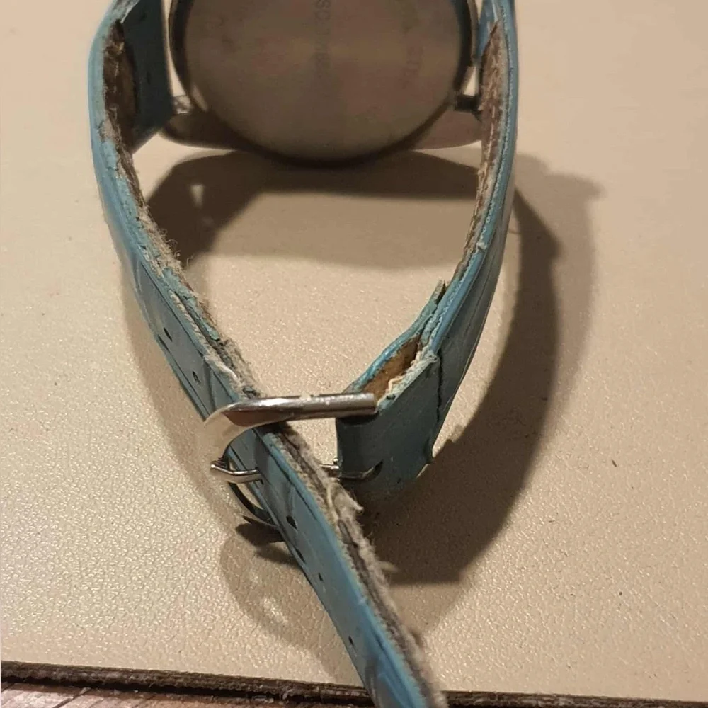 🦋10/$20🦋 Silver/Turquoise Rhinestone Leather Women's Watch
